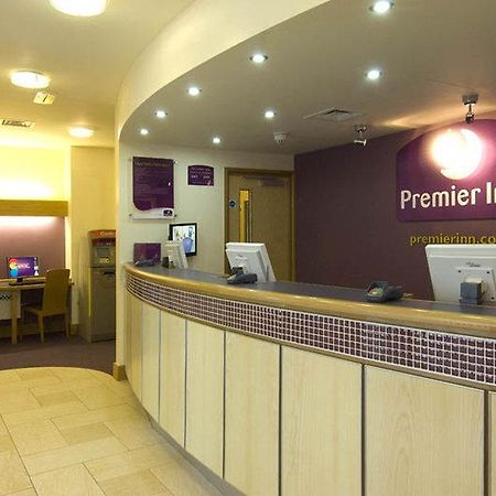 Premier Inn Coventry City Centre ภายนอก รูปภาพ